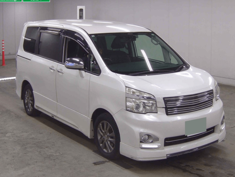 Toyota Voxy 8 seater